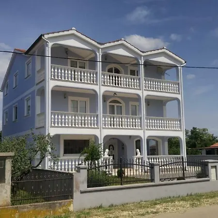 Janja Apartman