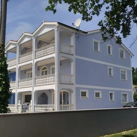Apartman Janja Apartment